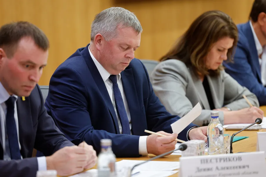 Максим Черкасов представил опыт региона по развитию индустрии детских товаров на профильном совещании в Минпромторге России